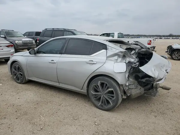 1N4BL4CV7PN333121 2023 NISSAN ALTIMA - Image 2