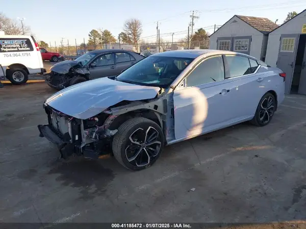 1N4BL4CV7PN336195 2023 NISSAN ALTIMA - Image 2