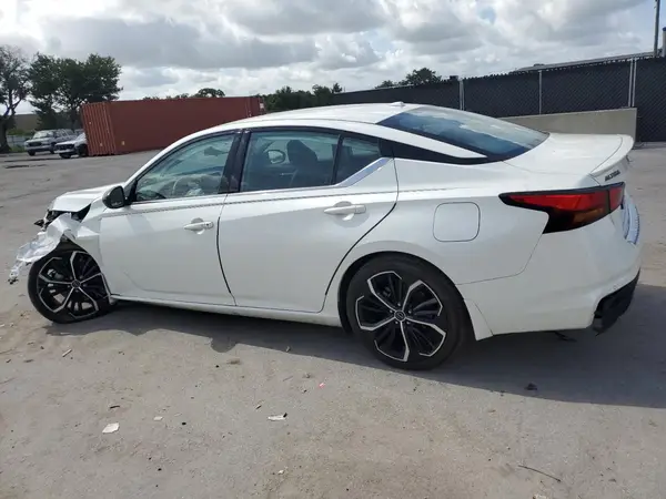 1N4BL4CV7PN408724 2023 NISSAN ALTIMA - Image 2