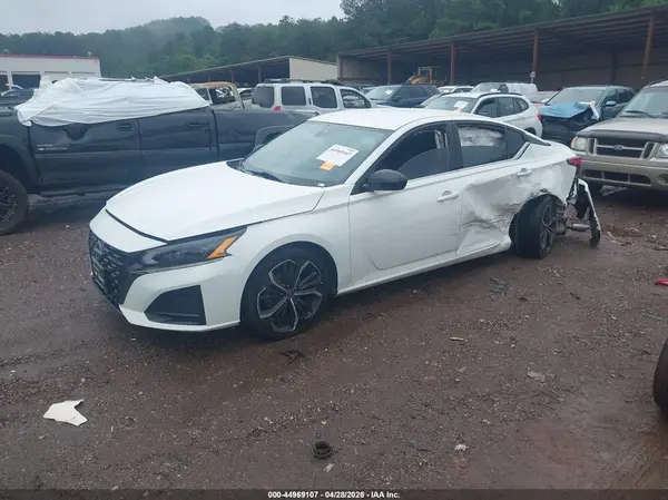 1N4BL4CV7PN420663 2023 NISSAN ALTIMA - Image 2