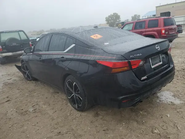 1N4BL4CV7RN303751 2024 NISSAN ALTIMA - Image 2