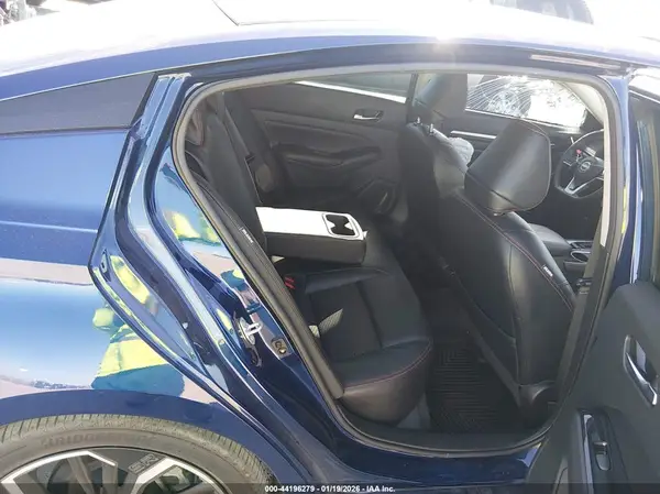 1N4BL4CV7RN318038 2024 NISSAN ALTIMA - Image 8