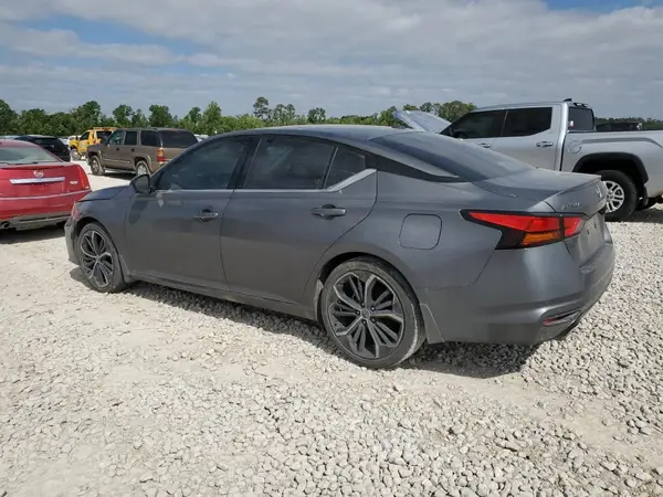 1N4BL4CV7RN326513 2024 NISSAN ALTIMA - Image 2