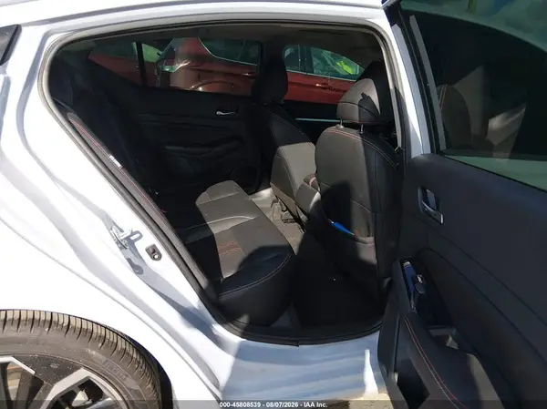 1N4BL4CV7RN327340 2024 NISSAN ALTIMA - Image 8