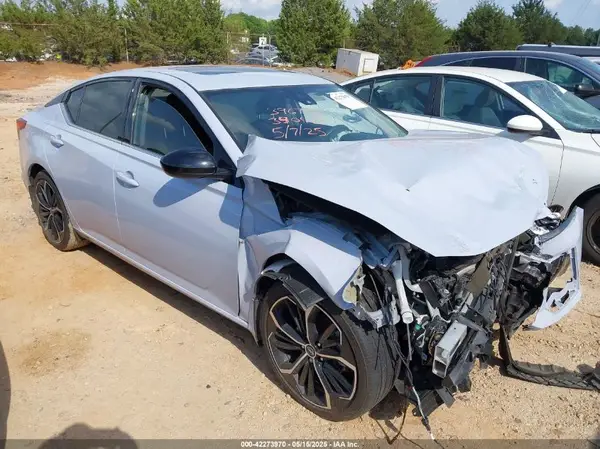 1N4BL4CV7RN340427 2024 NISSAN ALTIMA - Image 1
