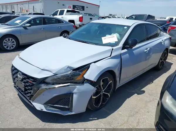 1N4BL4CV7RN343232 2024 NISSAN ALTIMA - Image 2