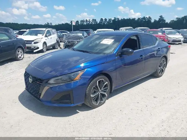 1N4BL4CV7RN361259 2024 NISSAN ALTIMA - Image 2
