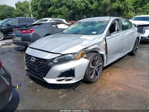 1N4BL4CV7RN362704 2024 NISSAN ALTIMA - Image 2