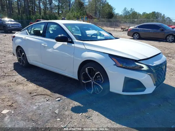 1N4BL4CV7RN363142 2024 NISSAN ALTIMA - Image 1