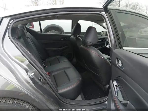 1N4BL4CV7RN376103 2024 NISSAN ALTIMA - Image 8