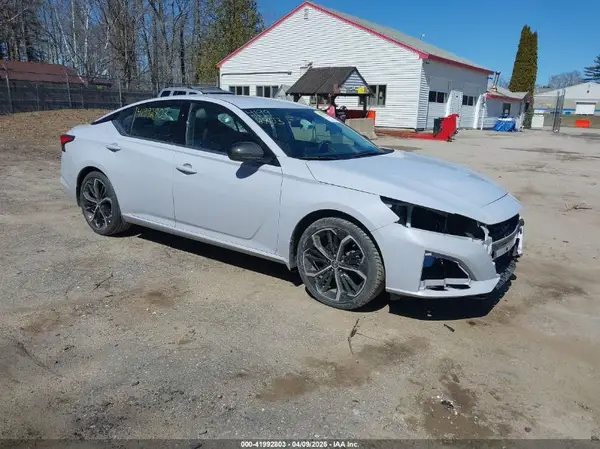 1N4BL4CV7RN386873 2024 NISSAN ALTIMA - Image 1