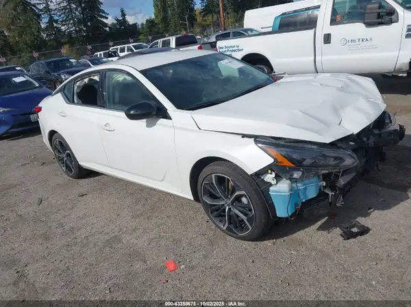1N4BL4CV7RN387926 2024 NISSAN ALTIMA - Image 1