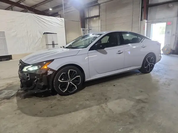 1N4BL4CV7RN394942 2024 NISSAN ALTIMA - Image 1