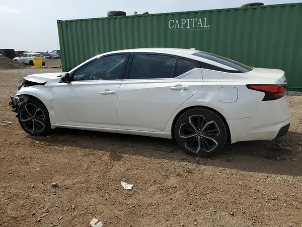 1N4BL4CV7RN396108 2024 NISSAN ALTIMA - Image 2