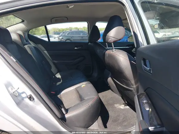 1N4BL4CV7RN400528 2024 NISSAN ALTIMA - Image 8