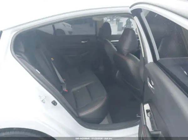 1N4BL4CV7RN402053 2024 NISSAN ALTIMA - Image 8