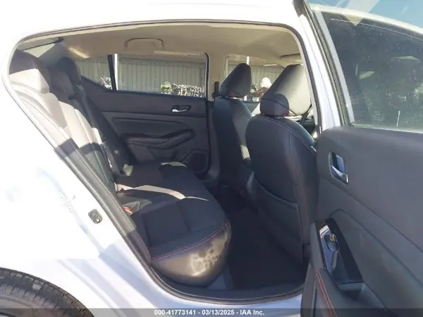1N4BL4CV7RN404207 2024 NISSAN ALTIMA - Image 8