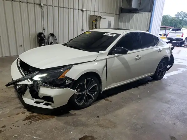 1N4BL4CV7RN424599 2024 NISSAN ALTIMA - Image 1