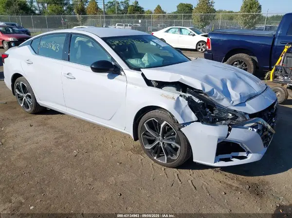 1N4BL4CV7SN354057 2025 NISSAN ALTIMA - Image 1