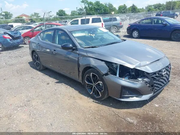 1N4BL4CV7SN355774 2025 NISSAN ALTIMA - Image 1