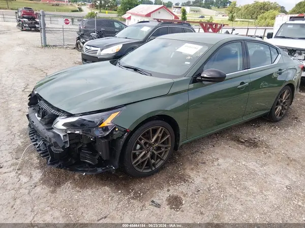 1N4BL4CV7SN433017 2025 NISSAN ALTIMA - Image 2
