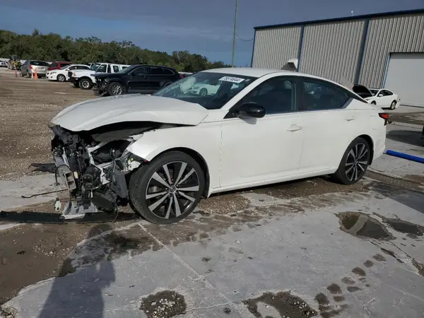 1N4BL4CV8KC118268 2019 NISSAN ALTIMA - Image 1