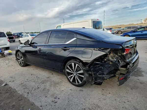 1N4BL4CV8KC123843 2019 NISSAN ALTIMA - Image 2