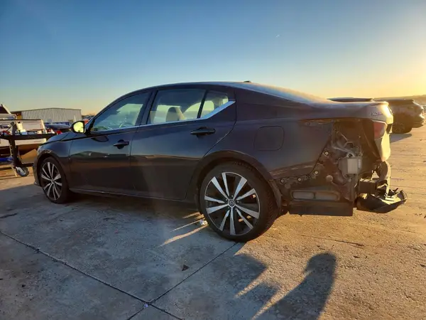 1N4BL4CV8KC124152 2019 NISSAN ALTIMA - Image 2