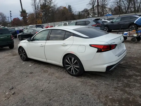1N4BL4CV8KC124216 2019 NISSAN ALTIMA - Image 2