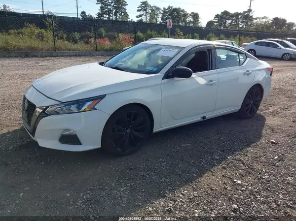 1N4BL4CV8KC131506 2019 NISSAN ALTIMA - Image 2