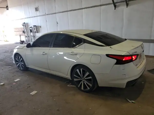 1N4BL4CV8KC149598 2019 NISSAN ALTIMA - Image 2