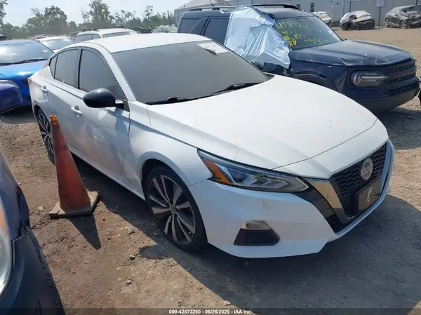 1N4BL4CV8KC151285 2019 NISSAN ALTIMA - Image 1