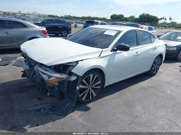 1N4BL4CV8KC153277 2019 NISSAN ALTIMA - Image 2