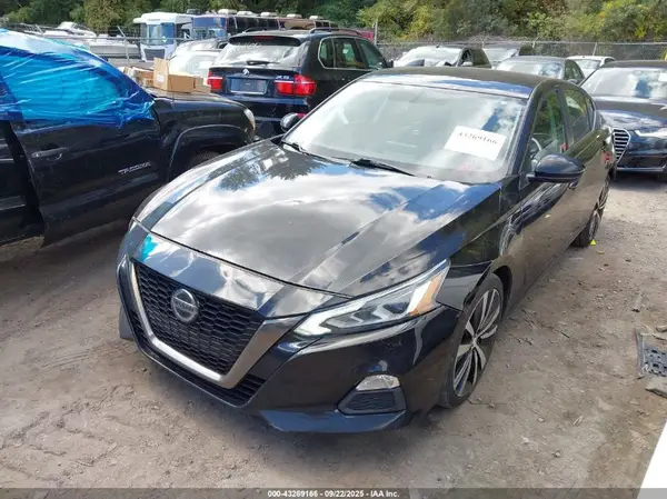 1N4BL4CV8KC164733 2019 NISSAN ALTIMA - Image 2