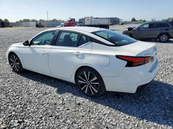1N4BL4CV8KC166076 2019 NISSAN ALTIMA - Image 2