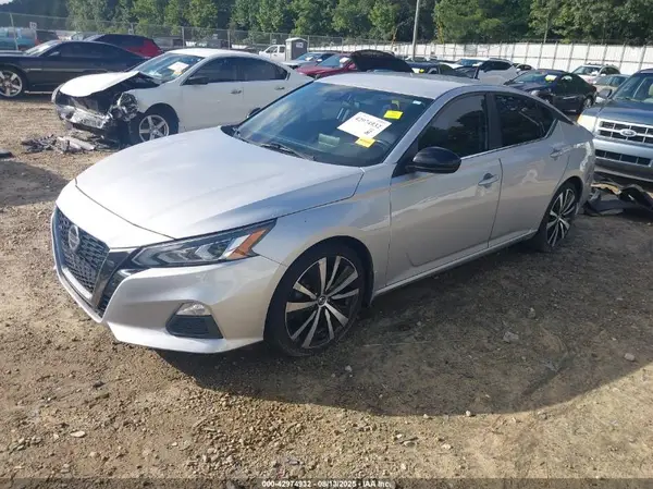 1N4BL4CV8KC167244 2019 NISSAN ALTIMA - Image 2