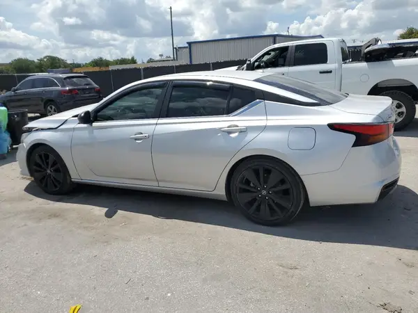 1N4BL4CV8KC167762 2019 NISSAN ALTIMA - Image 2