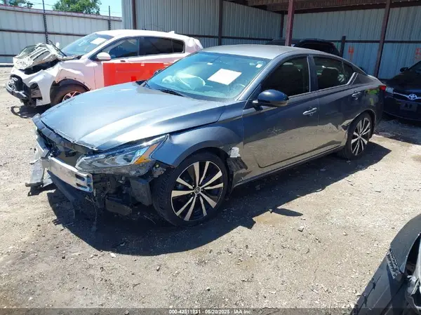 1N4BL4CV8KC185579 2019 NISSAN ALTIMA - Image 2
