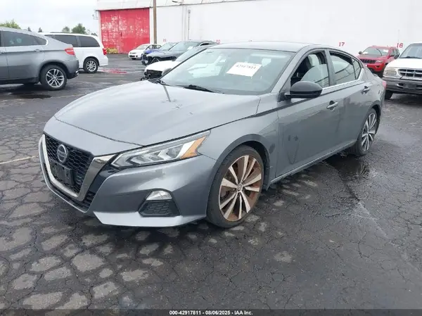 1N4BL4CV8KC196078 2019 NISSAN ALTIMA - Image 2