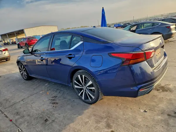 1N4BL4CV8KC212036 2019 NISSAN ALTIMA - Image 2