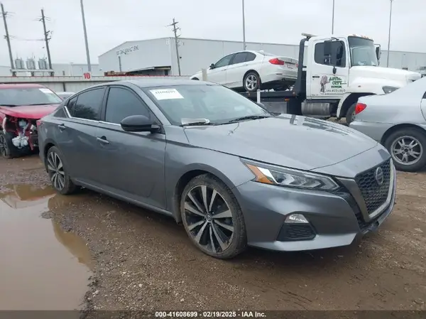 1N4BL4CV8KN301609 2019 NISSAN ALTIMA - Image 1