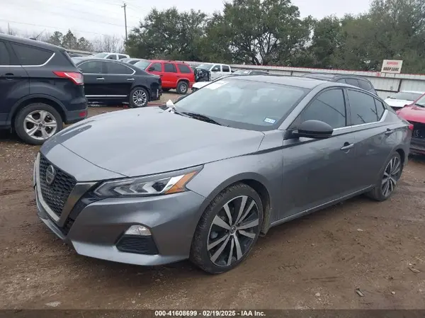 1N4BL4CV8KN301609 2019 NISSAN ALTIMA - Image 2