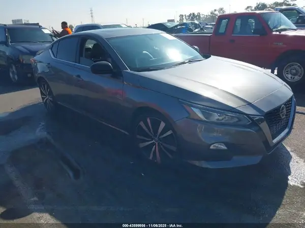 1N4BL4CV8KN316854 2019 NISSAN ALTIMA - Image 1