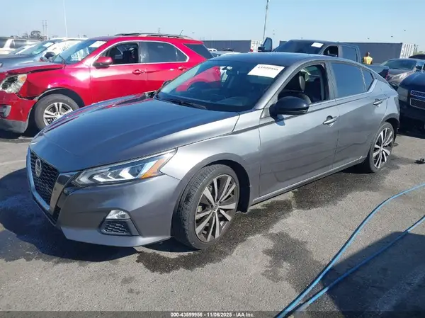 1N4BL4CV8KN316854 2019 NISSAN ALTIMA - Image 2