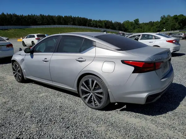 1N4BL4CV8KN319270 2019 NISSAN ALTIMA - Image 2