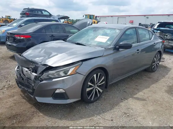 1N4BL4CV8LC134262 2020 NISSAN ALTIMA - Image 2