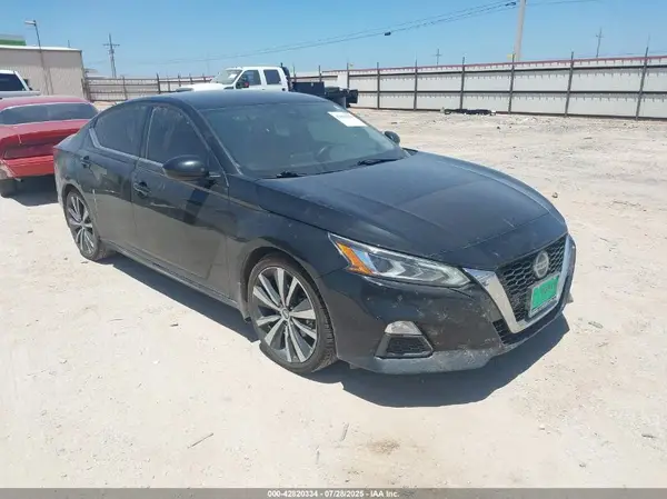 1N4BL4CV8LC136013 2020 NISSAN ALTIMA - Image 1