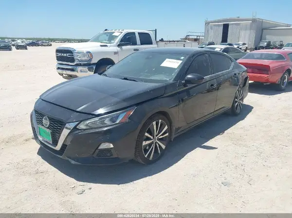 1N4BL4CV8LC136013 2020 NISSAN ALTIMA - Image 2