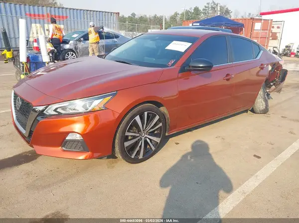 1N4BL4CV8LC136514 2020 NISSAN ALTIMA - Image 2