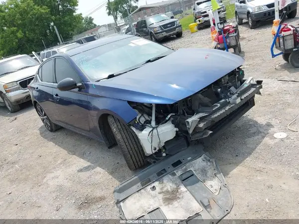 1N4BL4CV8LC138439 2020 NISSAN ALTIMA - Image 1